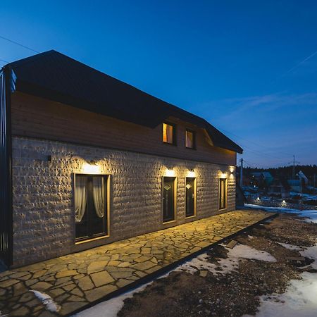 Moticki Gaj Mountain House Ivanovic מראה חיצוני תמונה