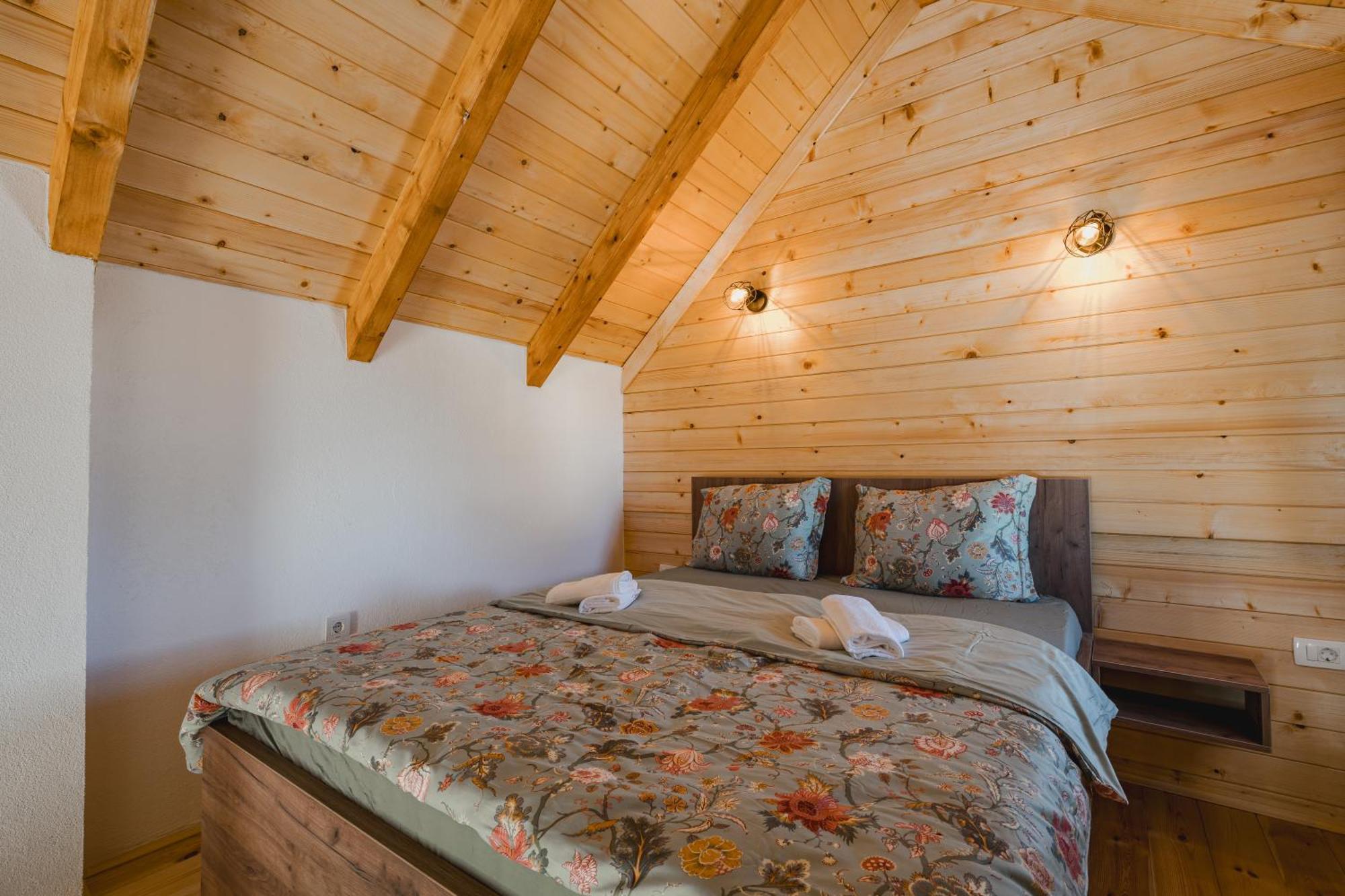 Moticki Gaj Mountain House Ivanovic מראה חיצוני תמונה