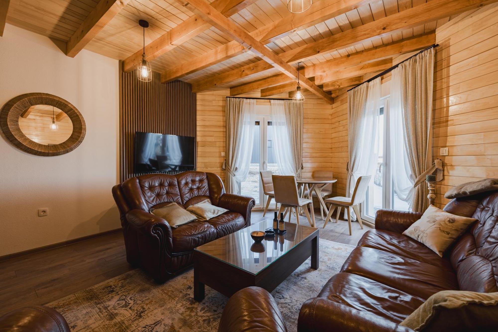 Moticki Gaj Mountain House Ivanovic מראה חיצוני תמונה