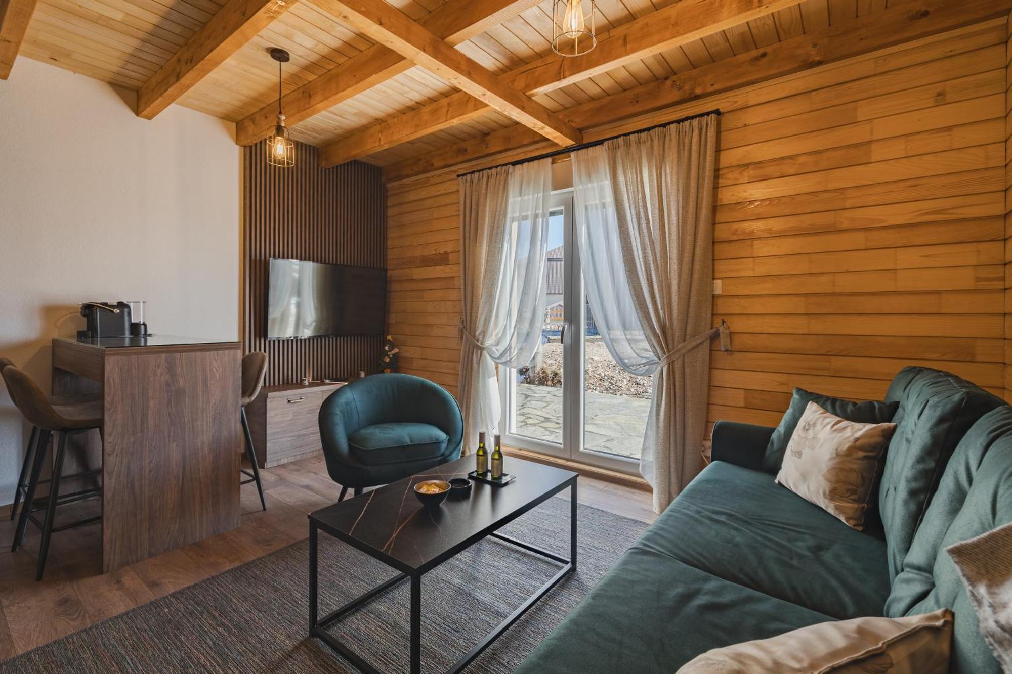 Moticki Gaj Mountain House Ivanovic מראה חיצוני תמונה