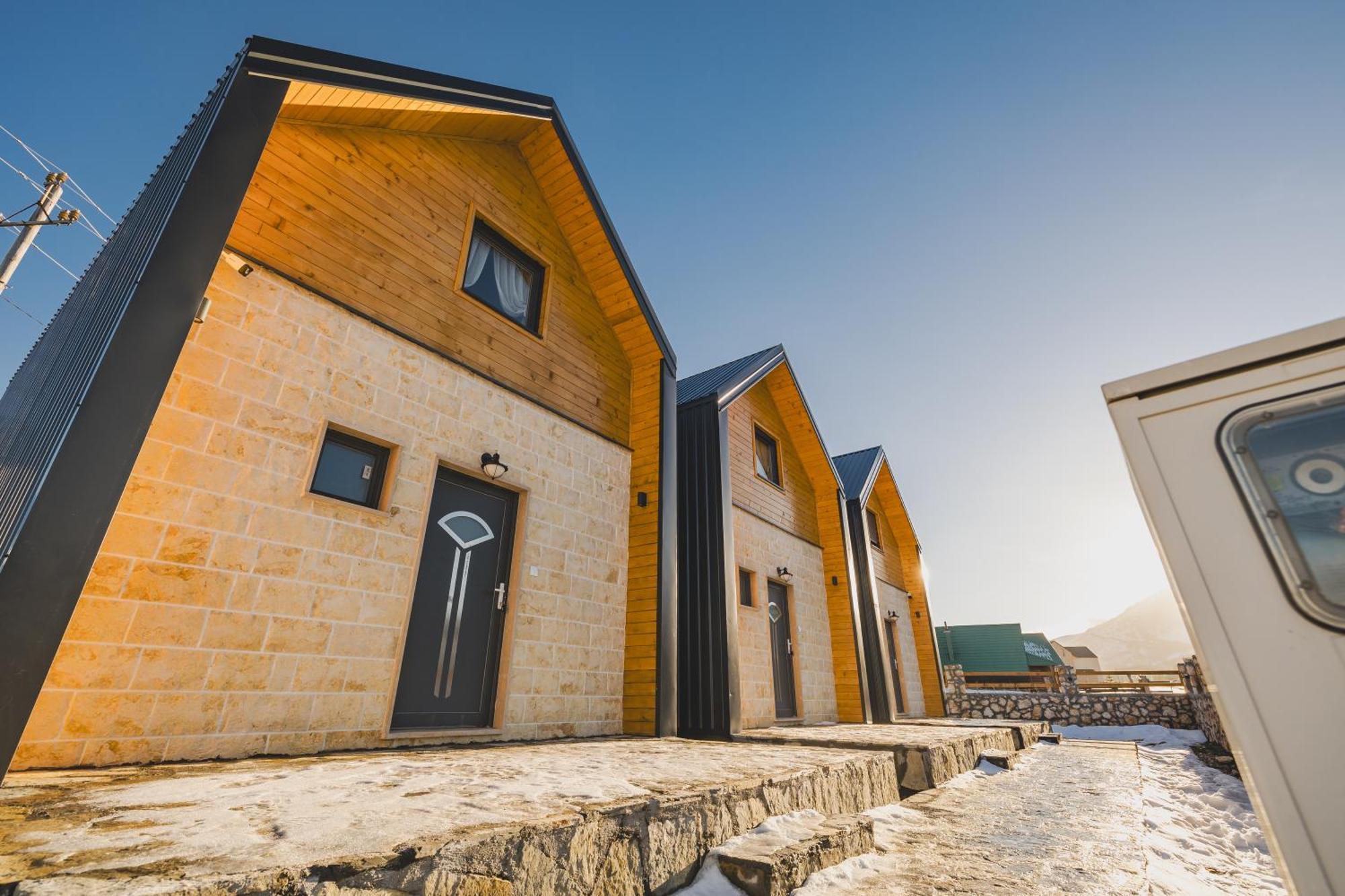 Moticki Gaj Mountain House Ivanovic מראה חיצוני תמונה