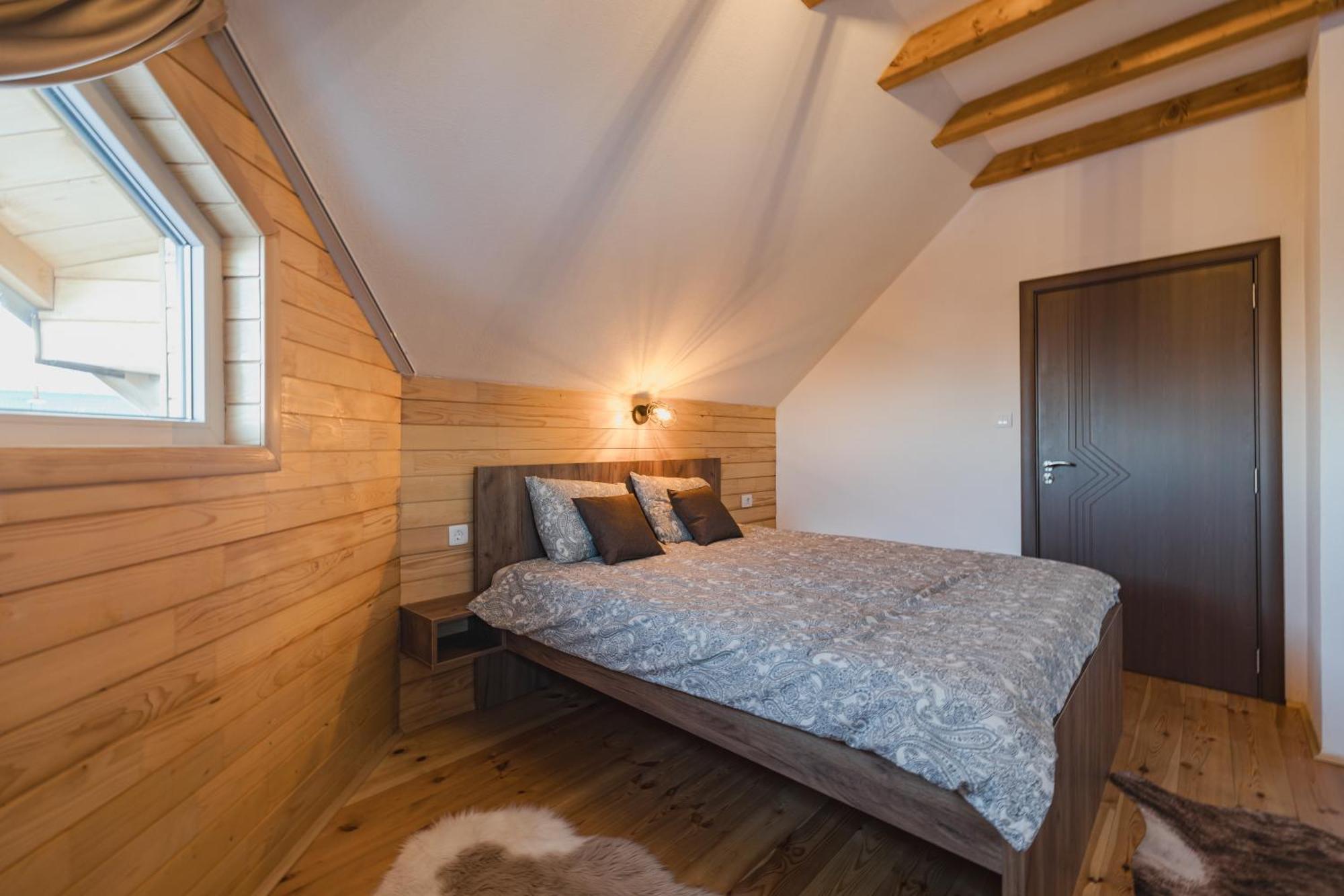 Moticki Gaj Mountain House Ivanovic מראה חיצוני תמונה