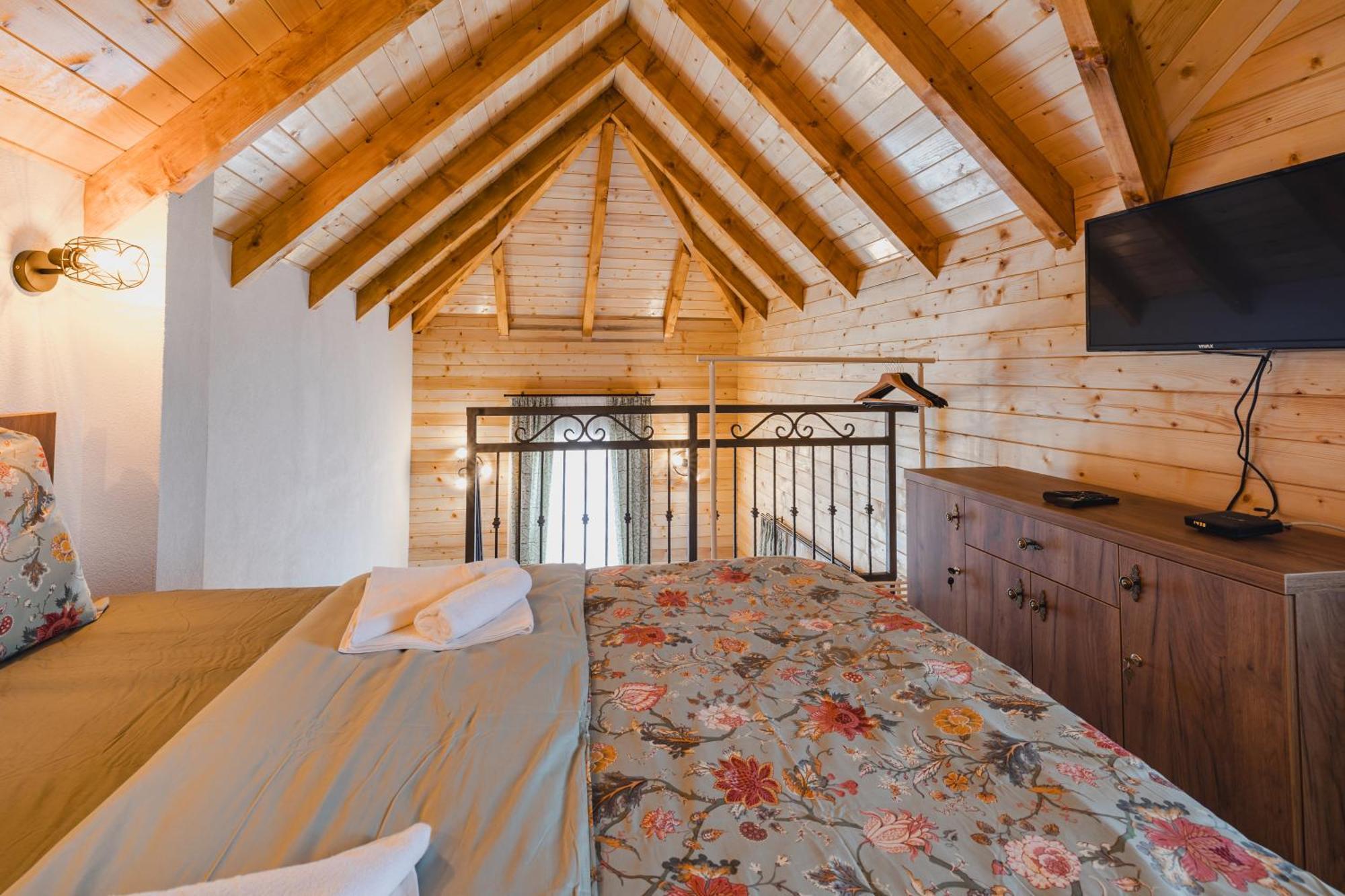 Moticki Gaj Mountain House Ivanovic מראה חיצוני תמונה