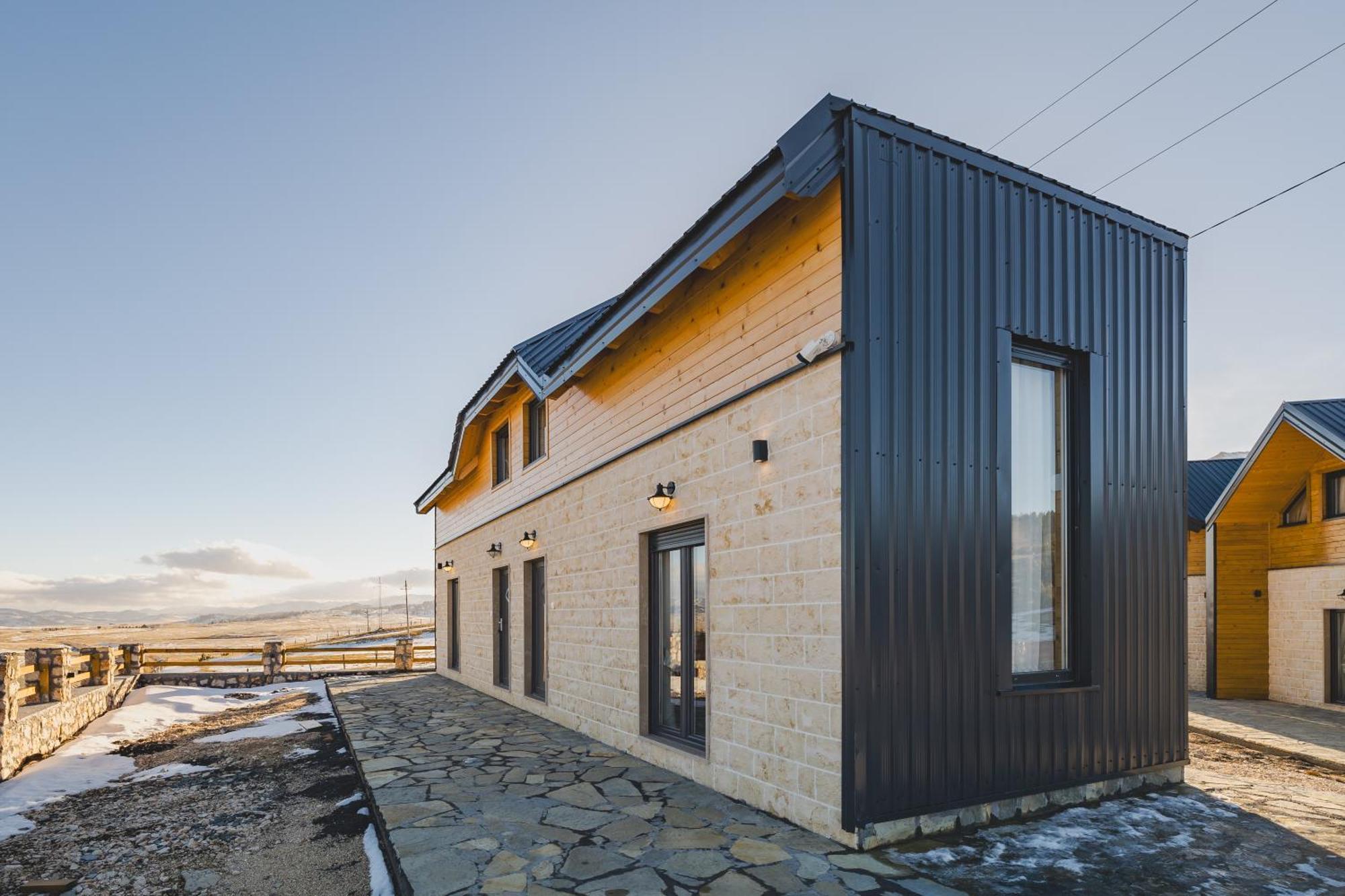 Moticki Gaj Mountain House Ivanovic מראה חיצוני תמונה